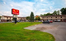 Econo Lodge Massena